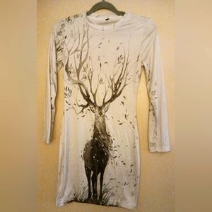 White tunic w/winter scene deer Sz XS
